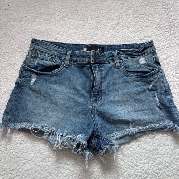 Kut from the Kloth Pants - KUT From The Kloth high rise frayed hem denim shorts size 8